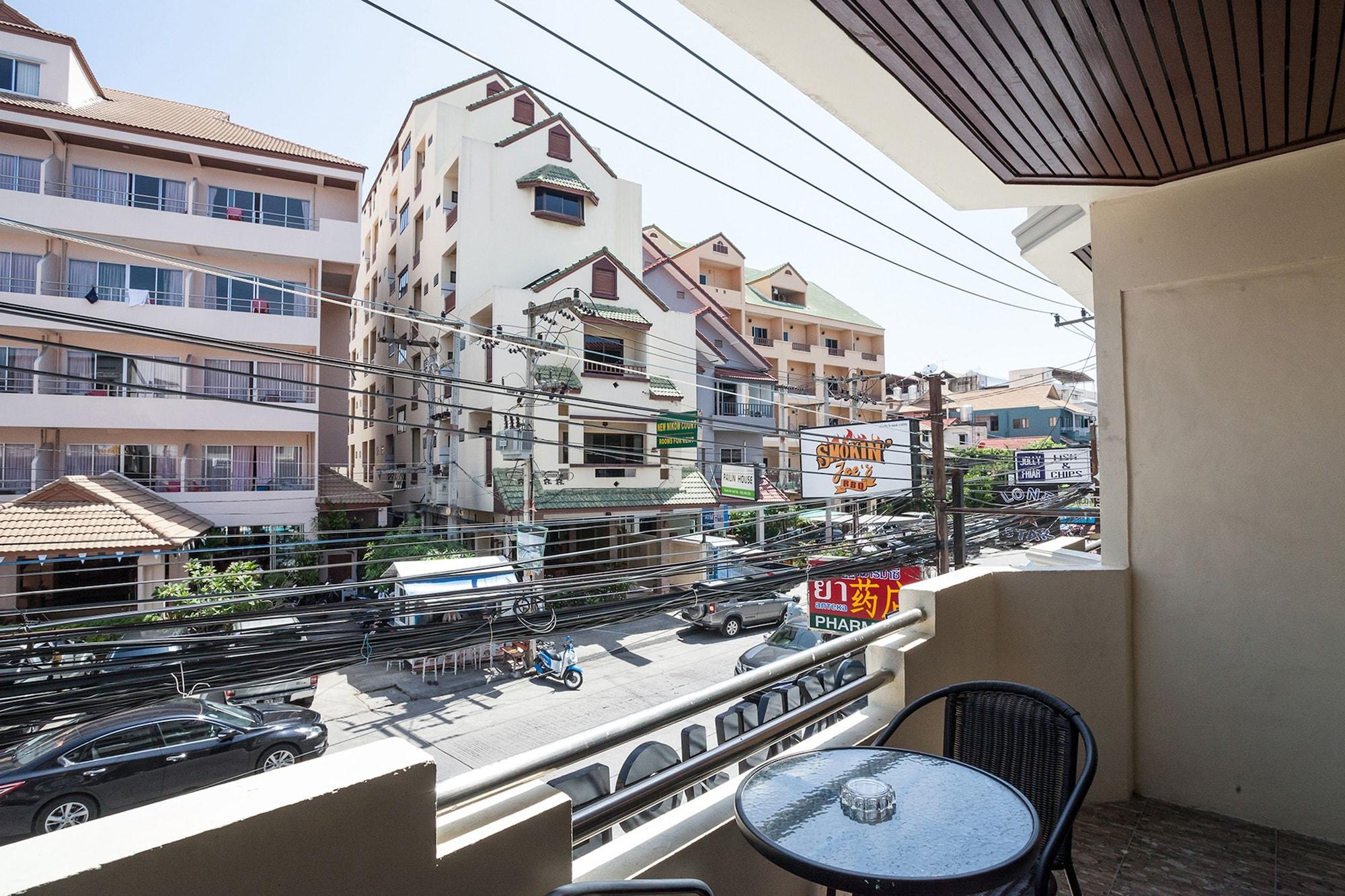 Steak And Co. Boutique Hotel Патая Екстериор снимка