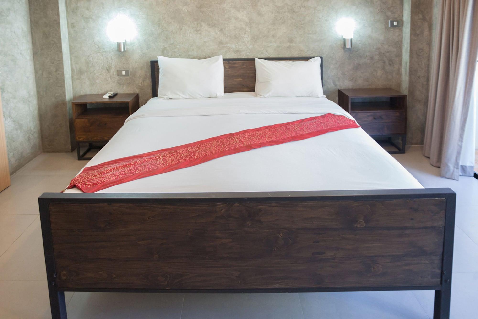 Steak And Co. Boutique Hotel Патая Екстериор снимка