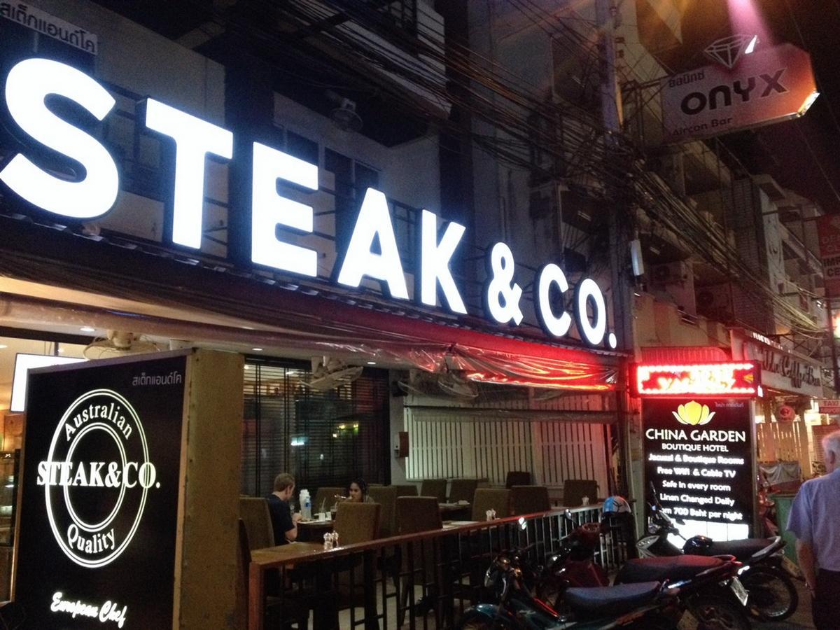 Steak And Co. Boutique Hotel Патая Екстериор снимка