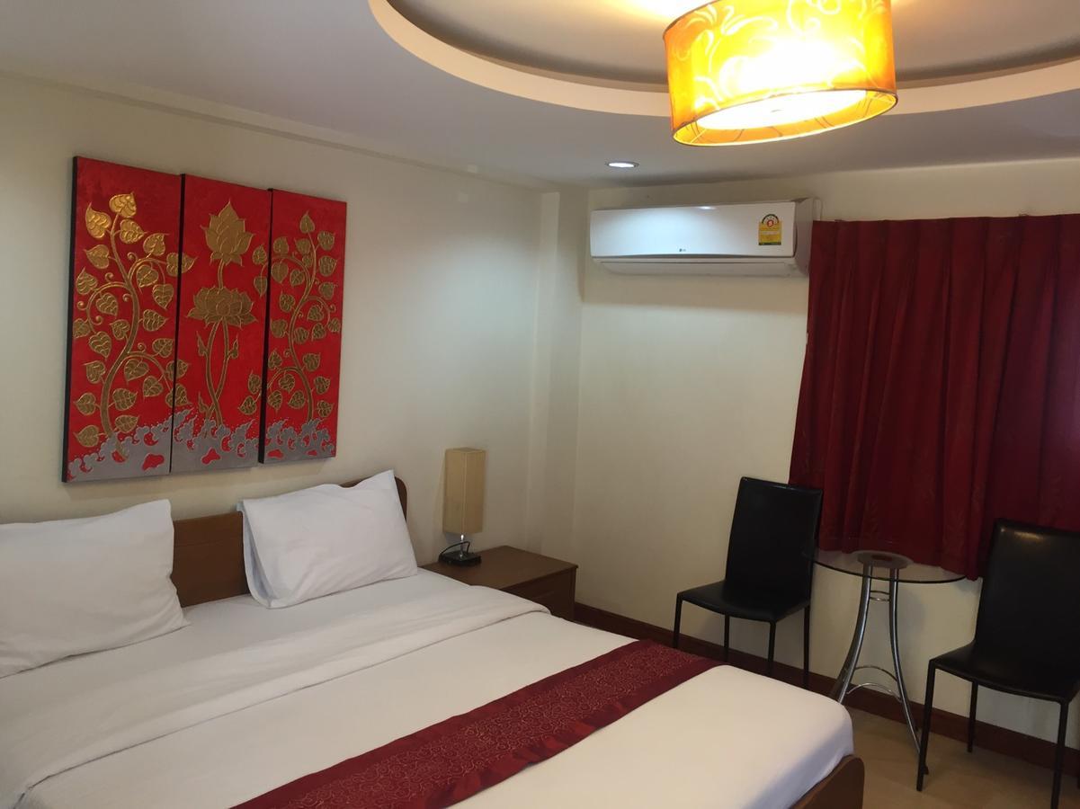Steak And Co. Boutique Hotel Патая Екстериор снимка